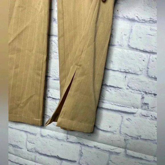 Pretty Little Thing Pinstripe Wideleg Cargo Side Slit Casual Trouser Pants - Picture 5 of 8